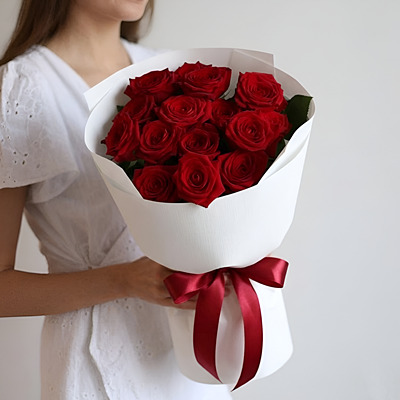 Same day roses delivery in UK. Luxury roses London