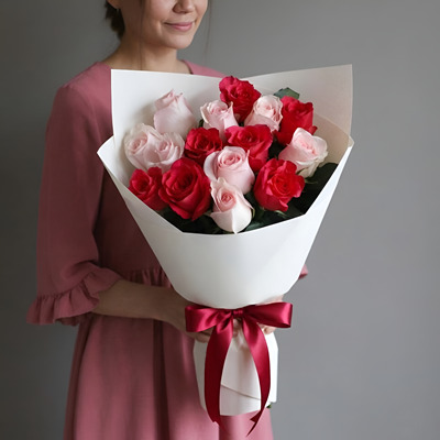 Roses delivery UK