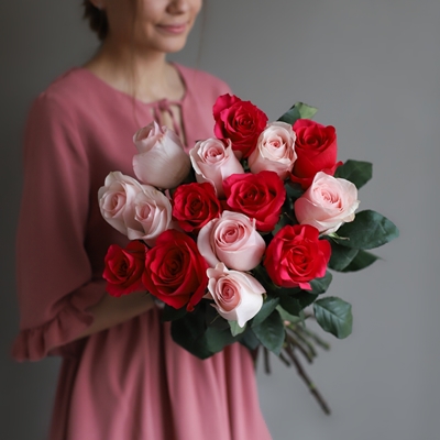 Roses delivery UK
