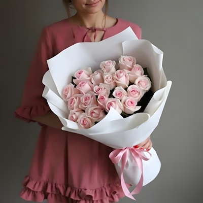 Luxury roses delivery London