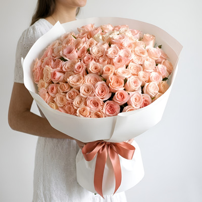 100 Roses London